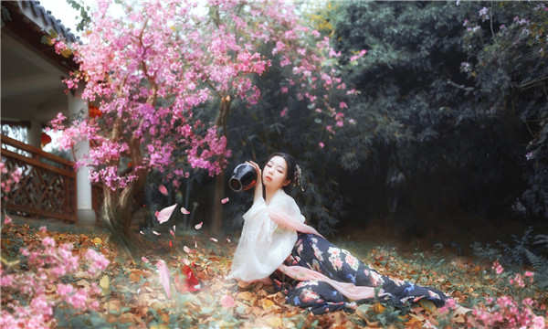 曲水标题：寻求拥有自己孩子的希望—关于供卵代怀公司